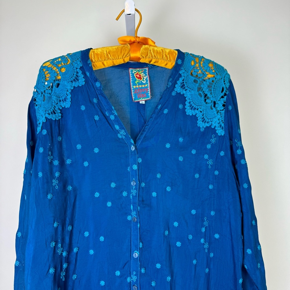 Johnny Was lace shoulder embroidered Blouse - Picture 2 of 9